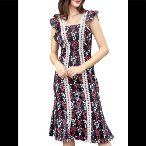 Few Moda  New Poppy Floral Dress Medium - Picture 3 of 8